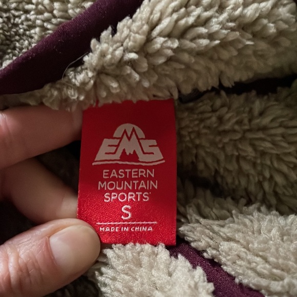 Eastern Mountain Sports (EMS) button up fleece - Picture 2 of 4